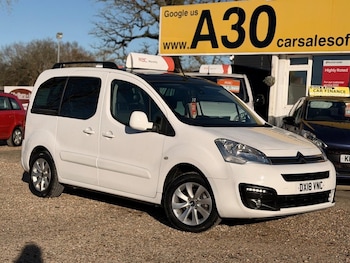 2018 (18) - 1.2 PureTech Flair 5dr