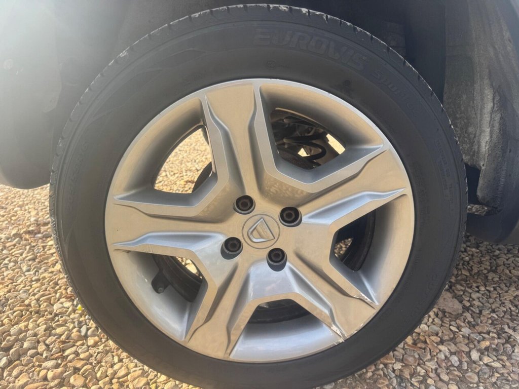 Used Dacia Sandero Stepway 2017 for sale - 77056330: Photo 17