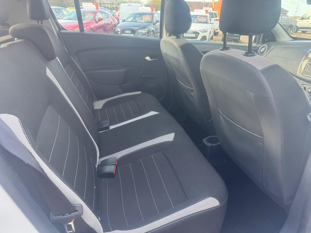 Used Dacia Sandero Stepway 2017 for sale - 77056330: Photo 33