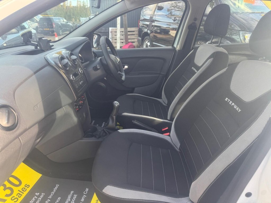 Used Dacia Sandero Stepway 2017 for sale - 77056330: Photo 35