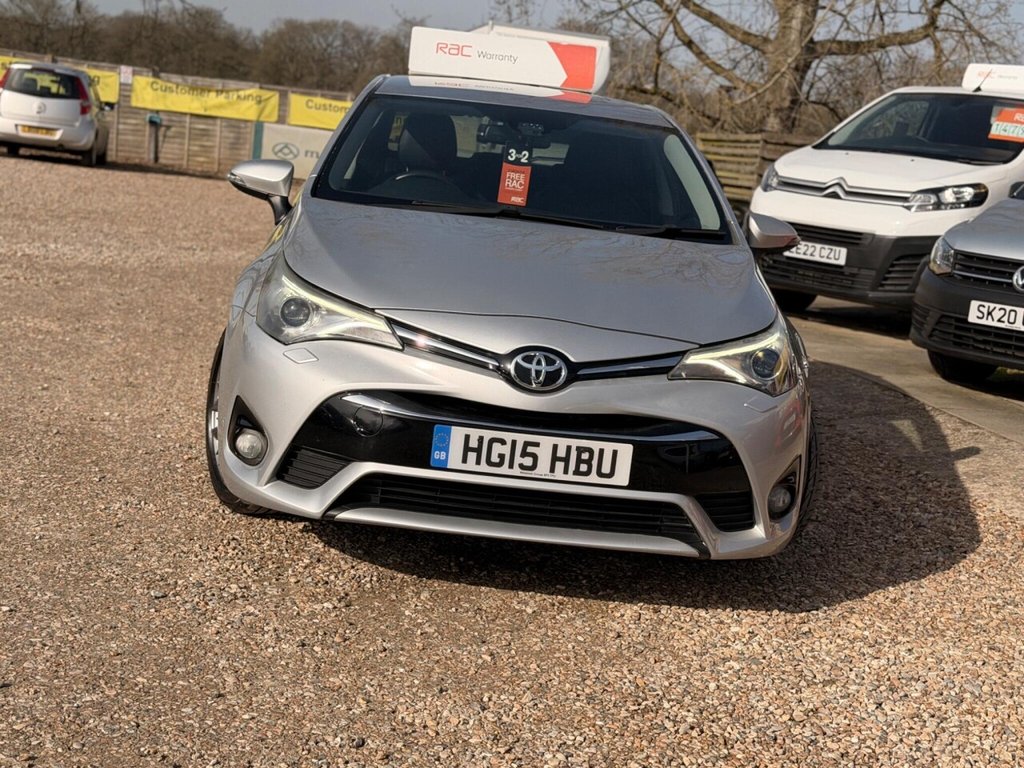 Used Toyota Avensis 2015 for sale - 77667657: Photo 11