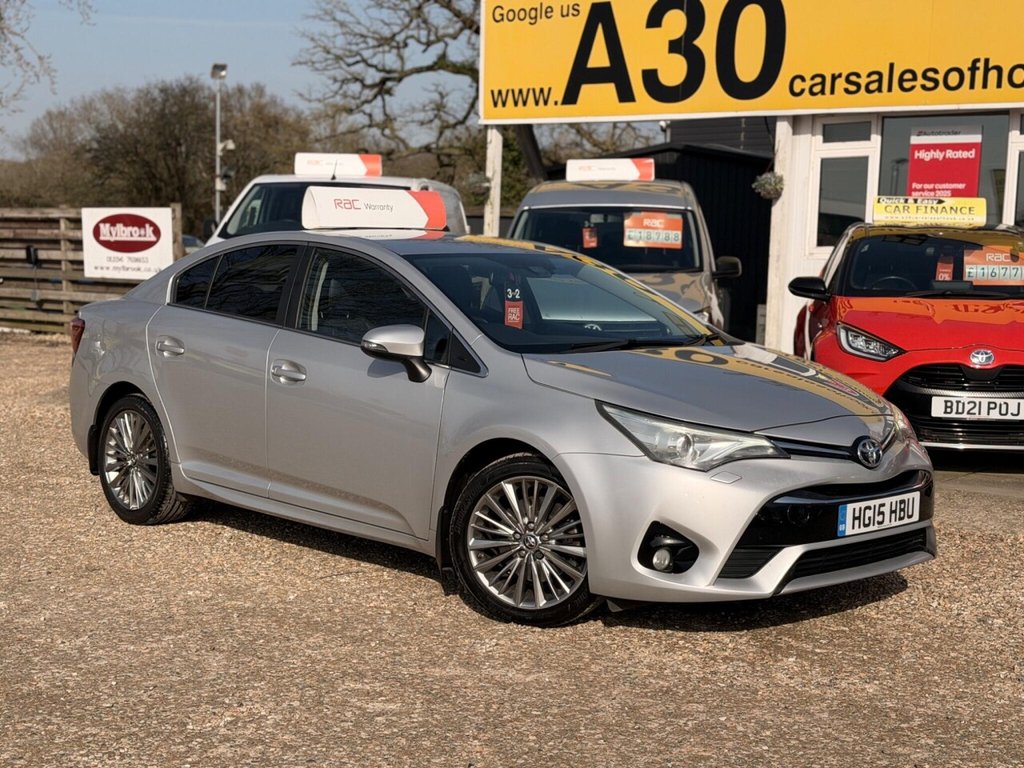 Used Toyota Avensis 2015 for sale - 77667657: Photo 3