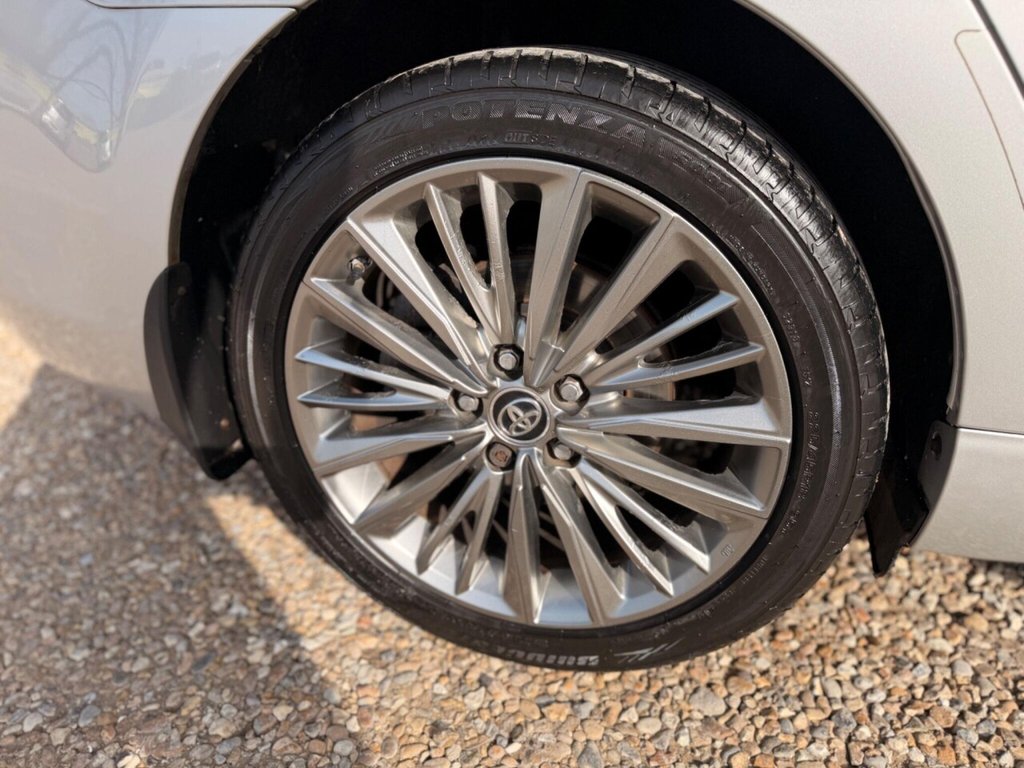 Used Toyota Avensis 2015 for sale - 77667657: Photo 31