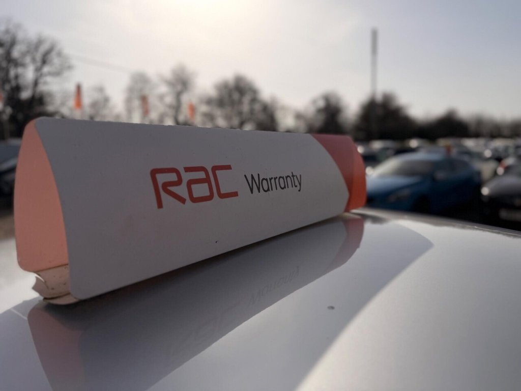 Used Toyota Avensis 2015 for sale - 77667657: Photo 41