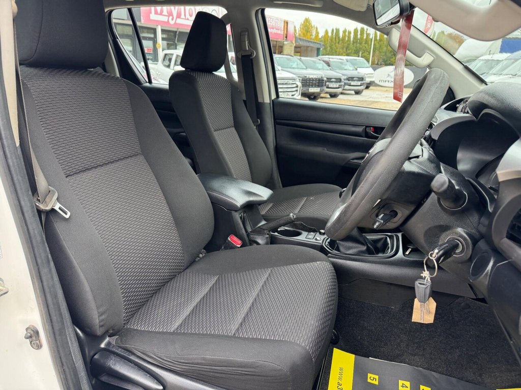Used Toyota Hilux 2021 for sale - 76313033: Photo 18