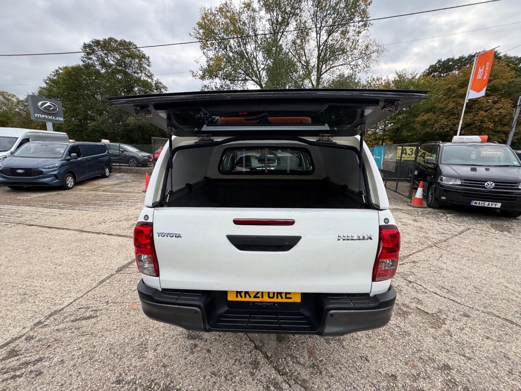 Used Toyota Hilux 2021 for sale - 76313033: Photo 43