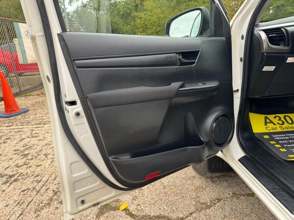 Used Toyota Hilux 2021 for sale - 76313033: Photo 44