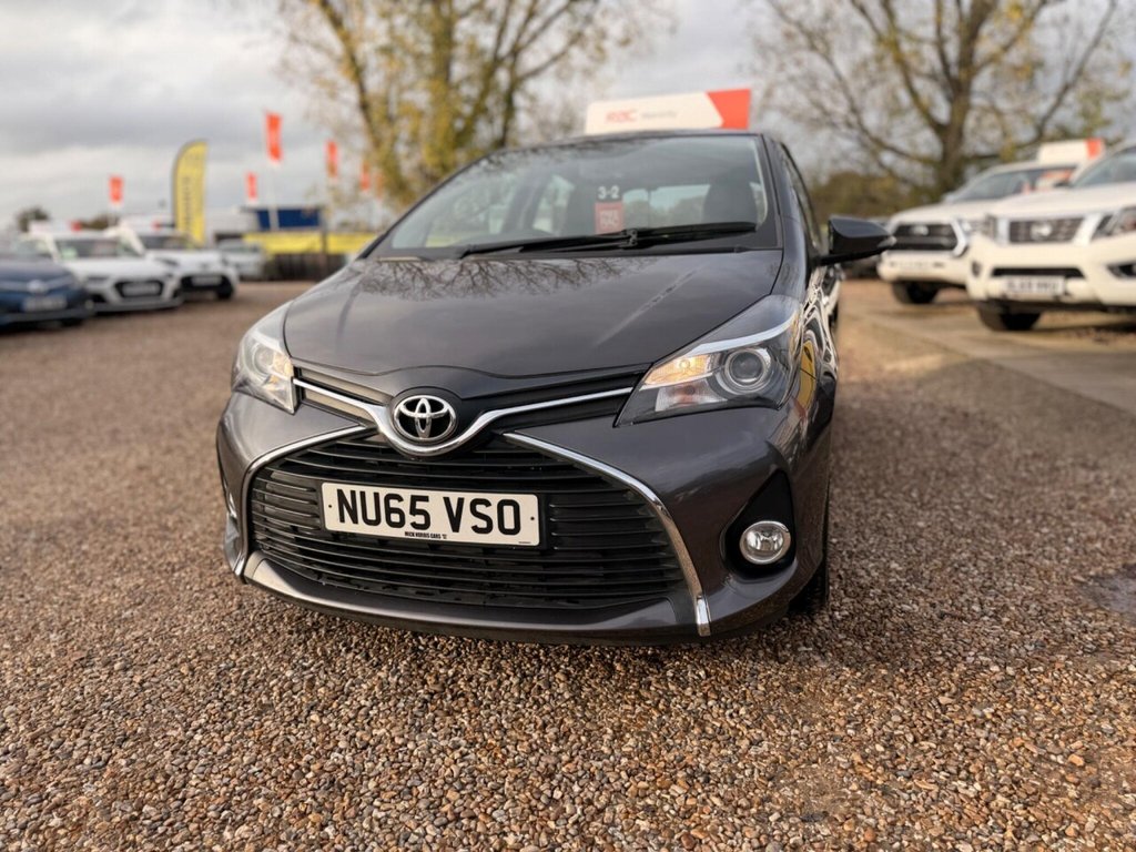 Used Toyota Yaris 2015 for sale - 77798319: Photo 3
