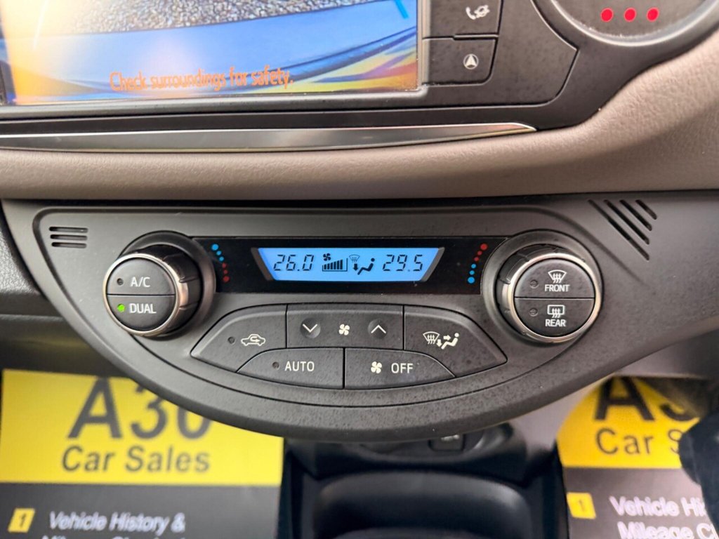 Used Toyota Yaris 2015 for sale - 77798319: Photo 31