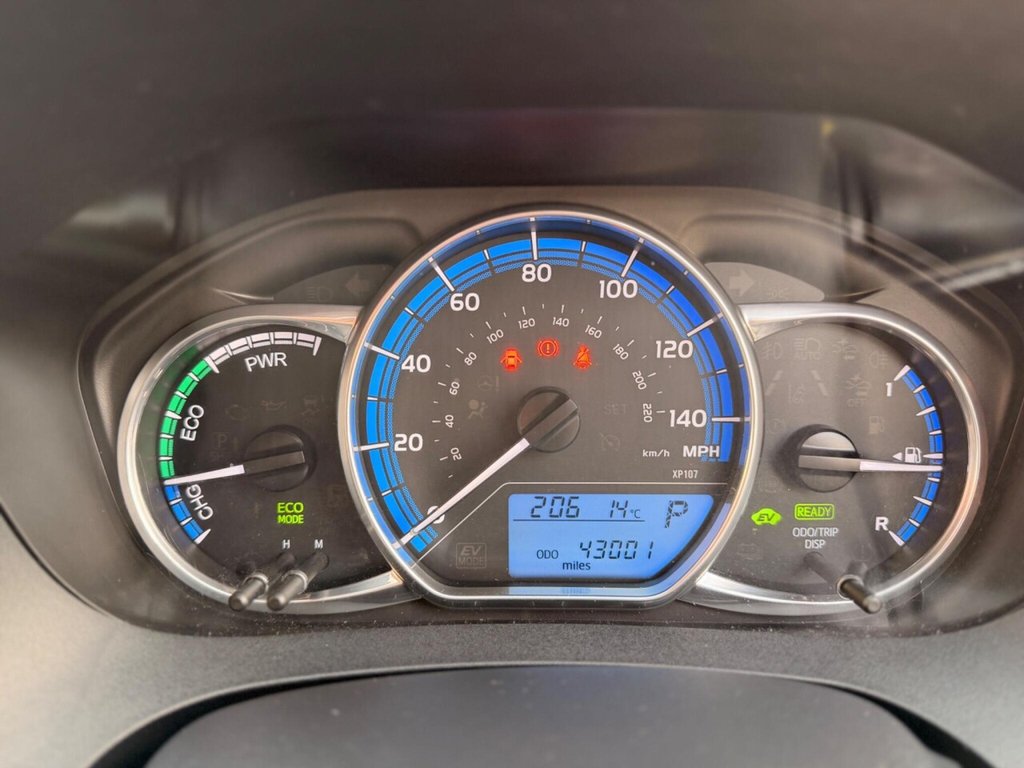 Used Toyota Yaris 2015 for sale - 77798319: Photo 34