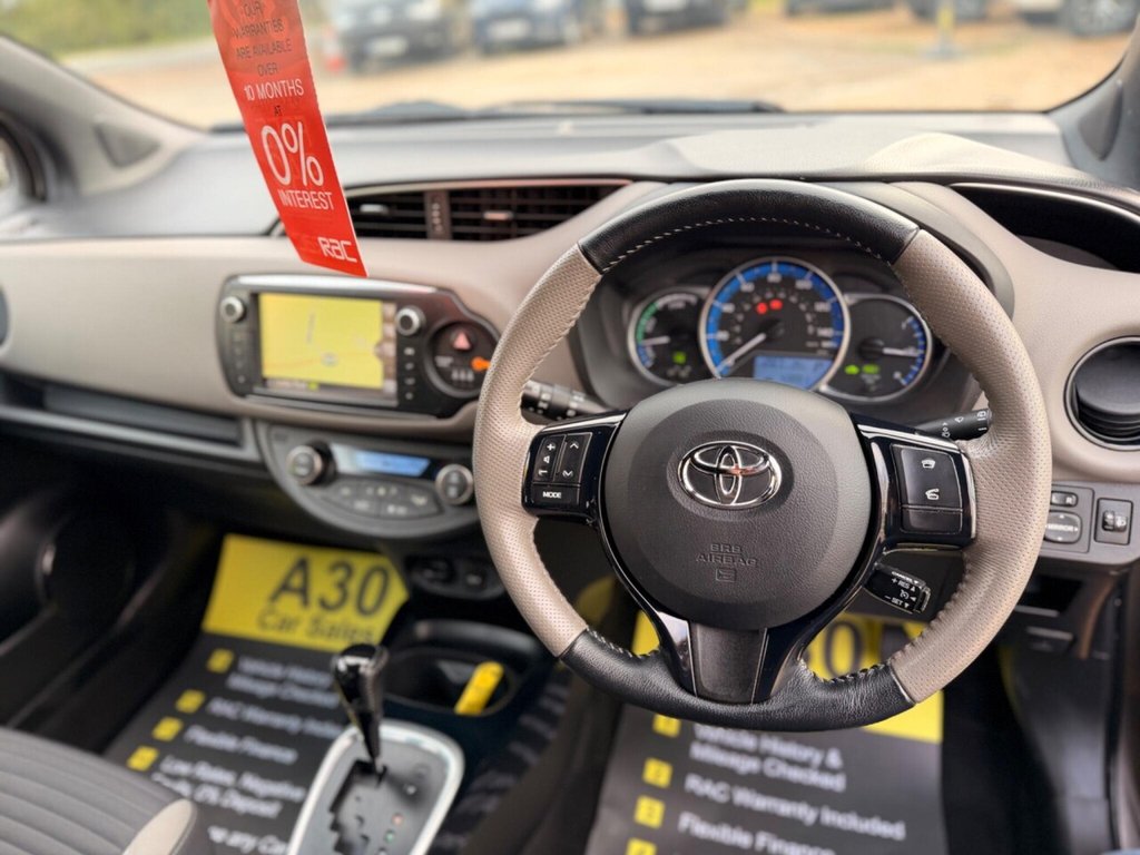 Used Toyota Yaris 2015 for sale - 77798319: Photo 38