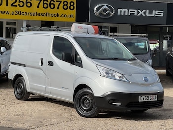 Nissan - e-NV200