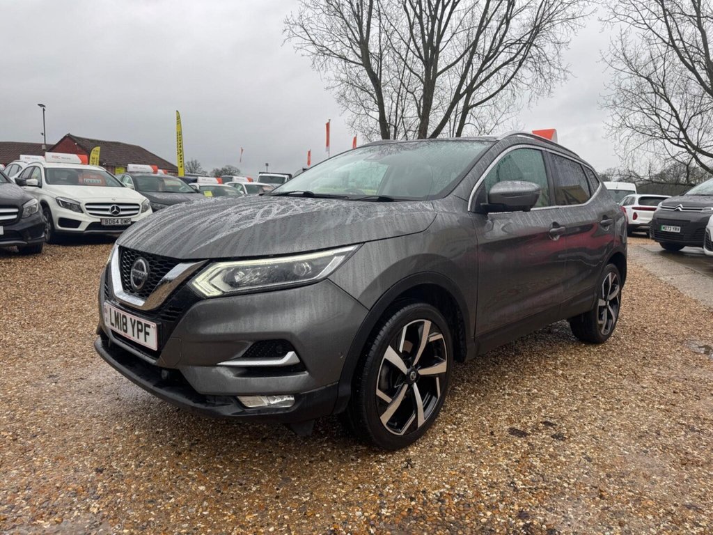 Used Nissan Qashqai 2018 for sale - 77287988: Photo 3