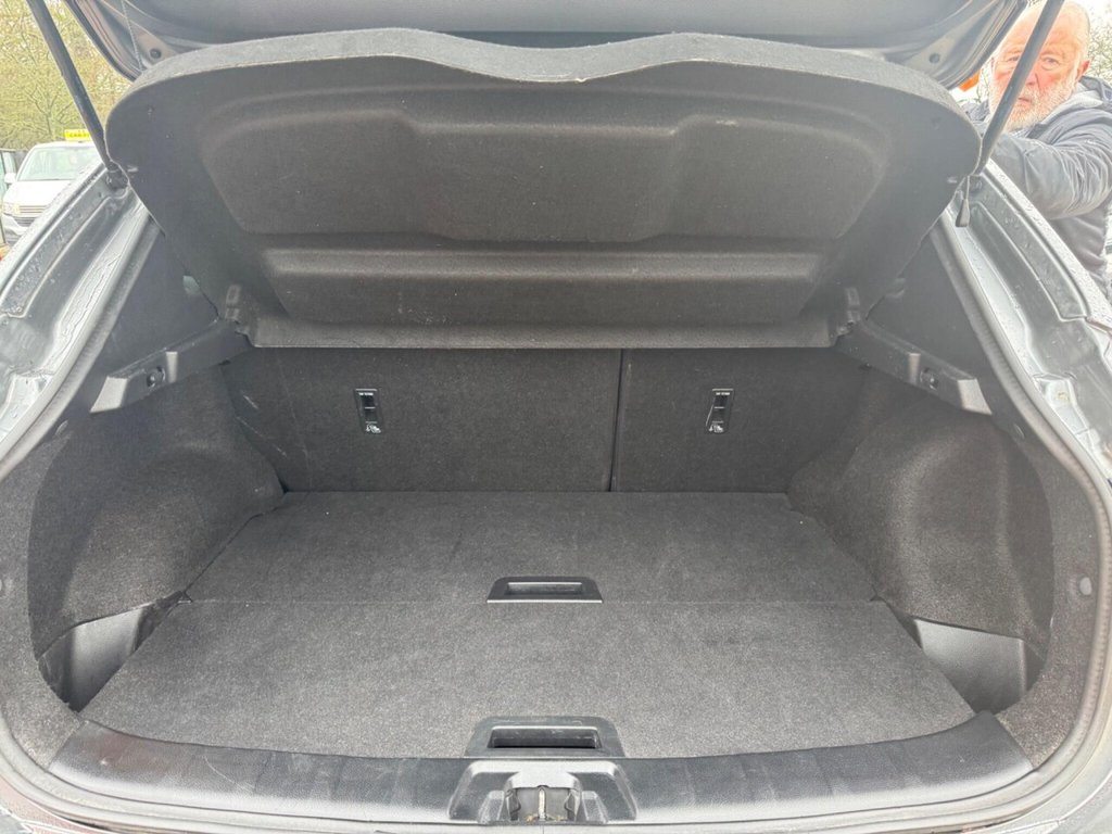 Used Nissan Qashqai 2018 for sale - 77287988: Photo 37