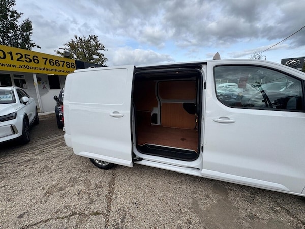 Used Peugeot Expert 2023 for sale - 76285317: Photo 29