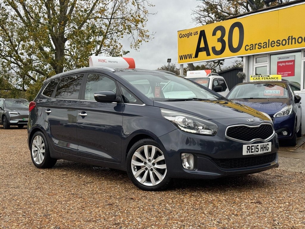 Used Kia Carens 2015 for sale - 76429968: Photo 1