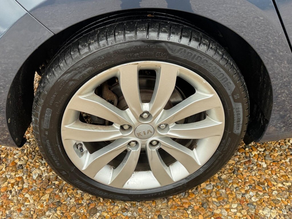 Used Kia Carens 2015 for sale - 76429968: Photo 20