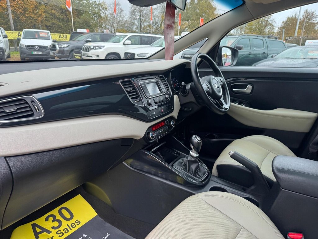 Used Kia Carens 2015 for sale - 76429968: Photo 36