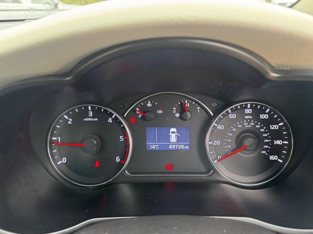 Used Kia Carens 2015 for sale - 76429968: Photo 43