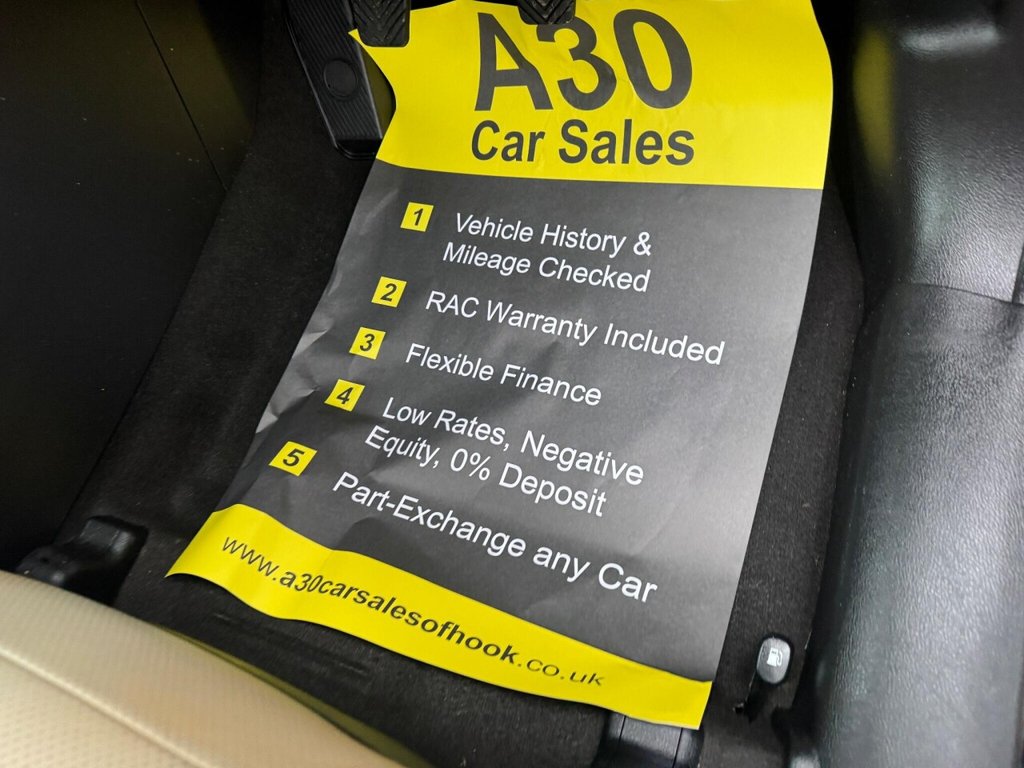 Used Kia Carens 2015 for sale - 76429968: Photo 44