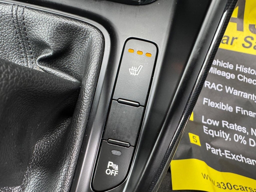 Used Kia Carens 2015 for sale - 76429968: Photo 45