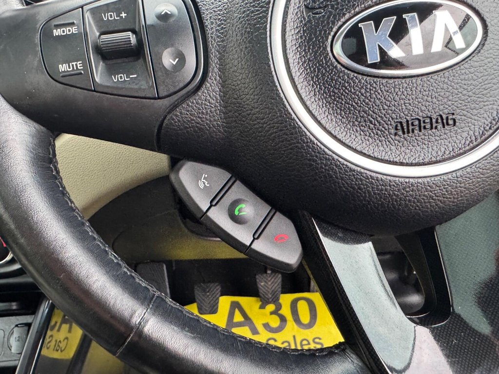 Used Kia Carens 2015 for sale - 76429968: Photo 48