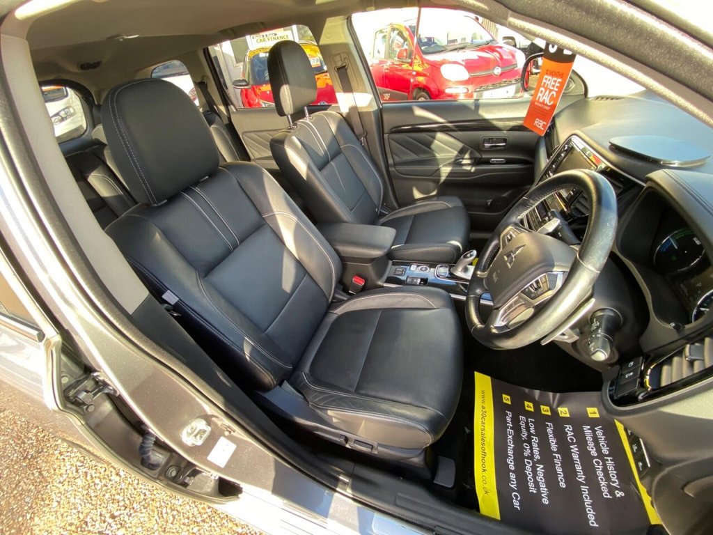 Used Mitsubishi Outlander 2017 for sale - 77636736: Photo 15