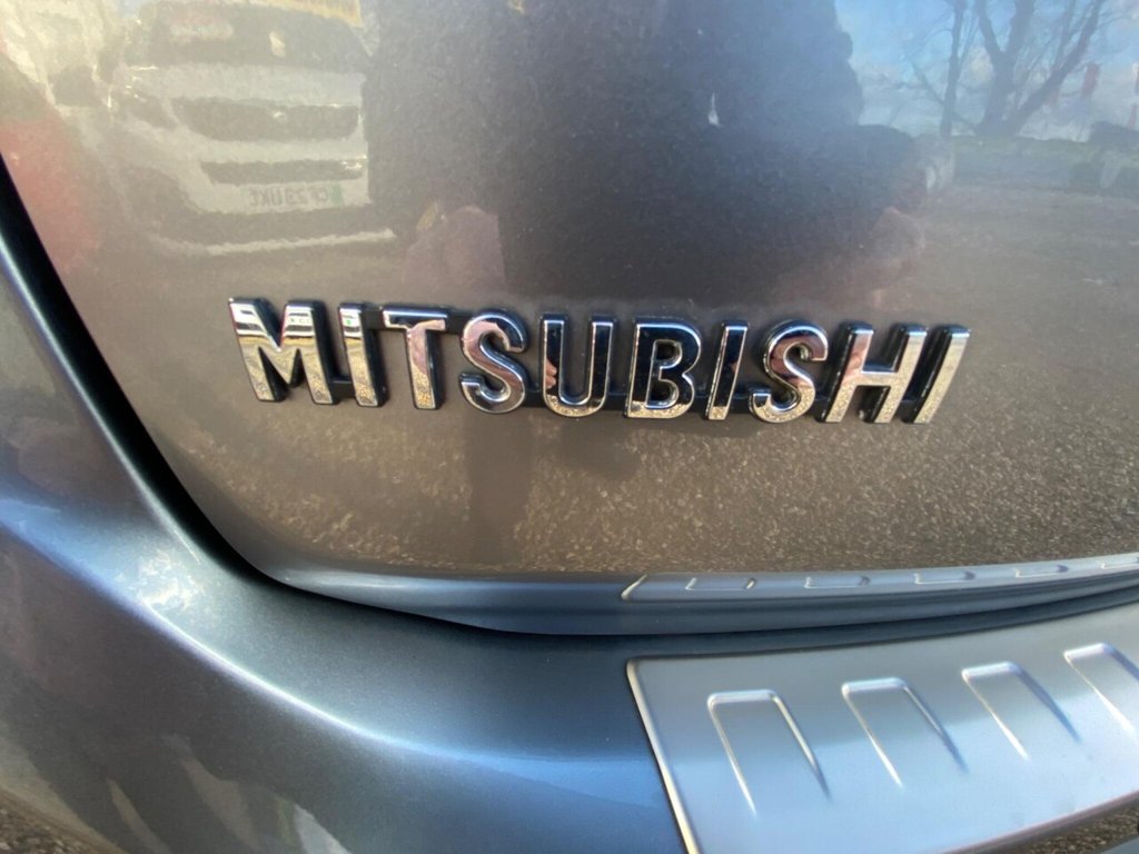 Used Mitsubishi Outlander 2017 for sale - 77636736: Photo 47