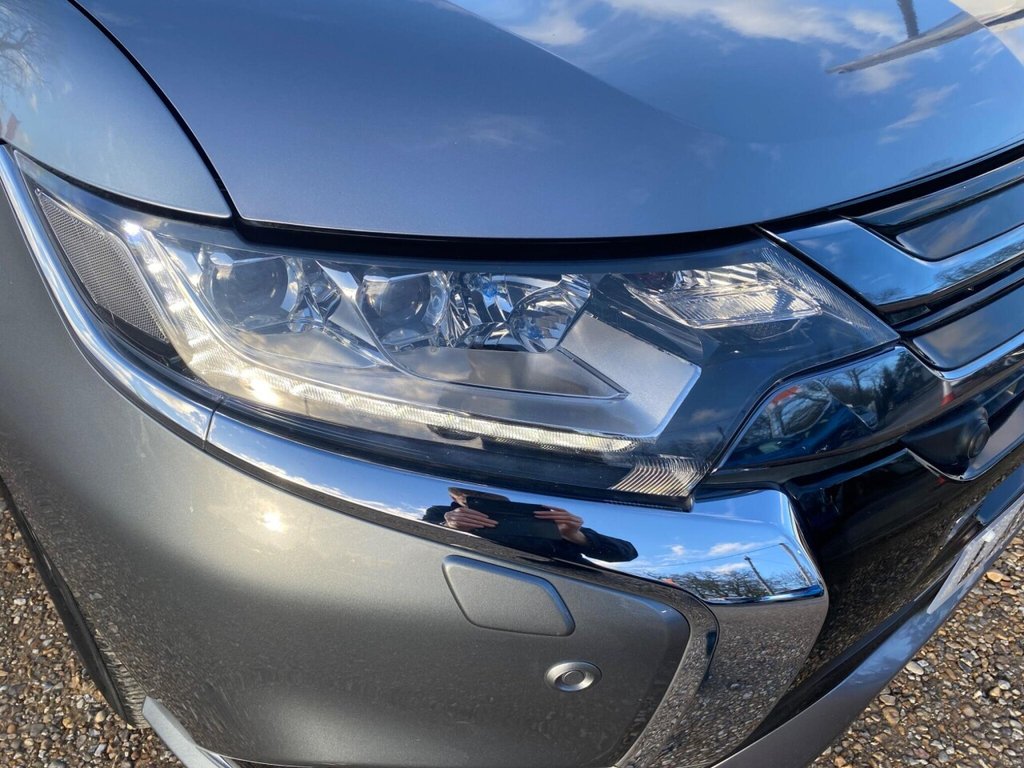 Used Mitsubishi Outlander 2017 for sale - 77636736: Photo 50