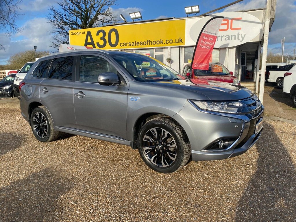 Used Mitsubishi Outlander 2017 for sale - 77636736: Photo 6
