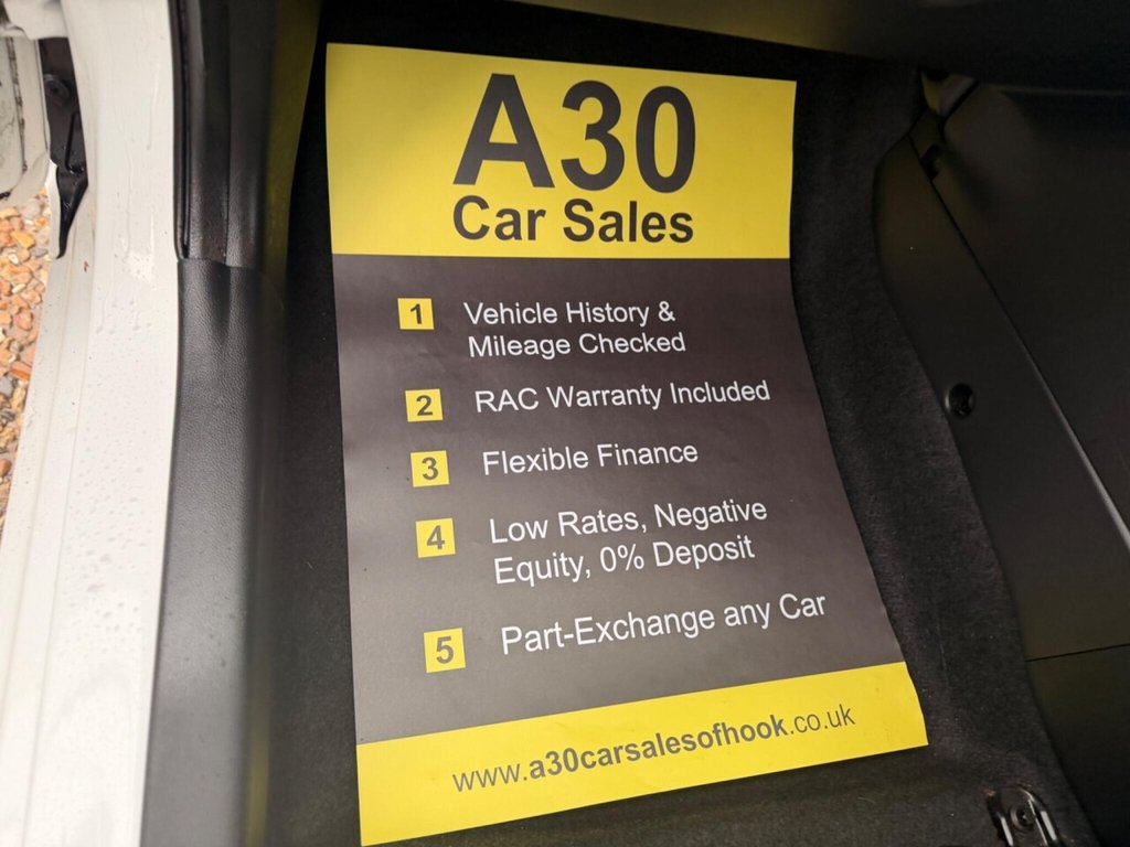 Used Hyundai i10 2015 for sale - 77780714: Photo 37