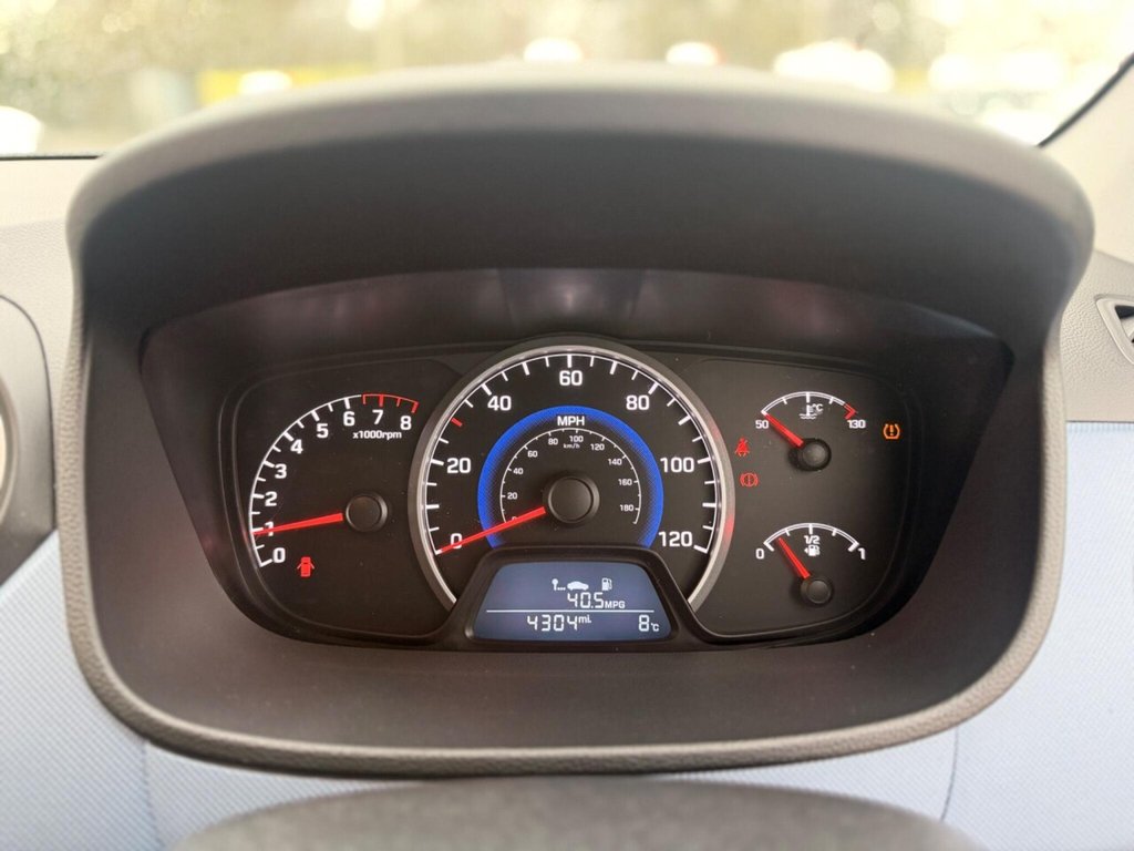 Used Hyundai i10 2015 for sale - 77780714: Photo 40