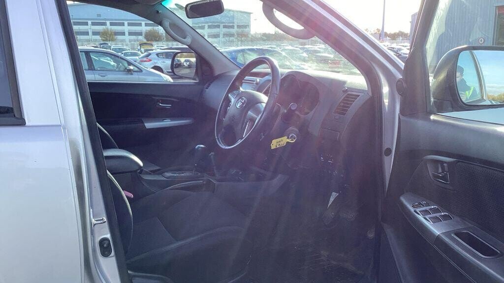 Used Toyota Hilux 2014 for sale - 76784237: Photo 15