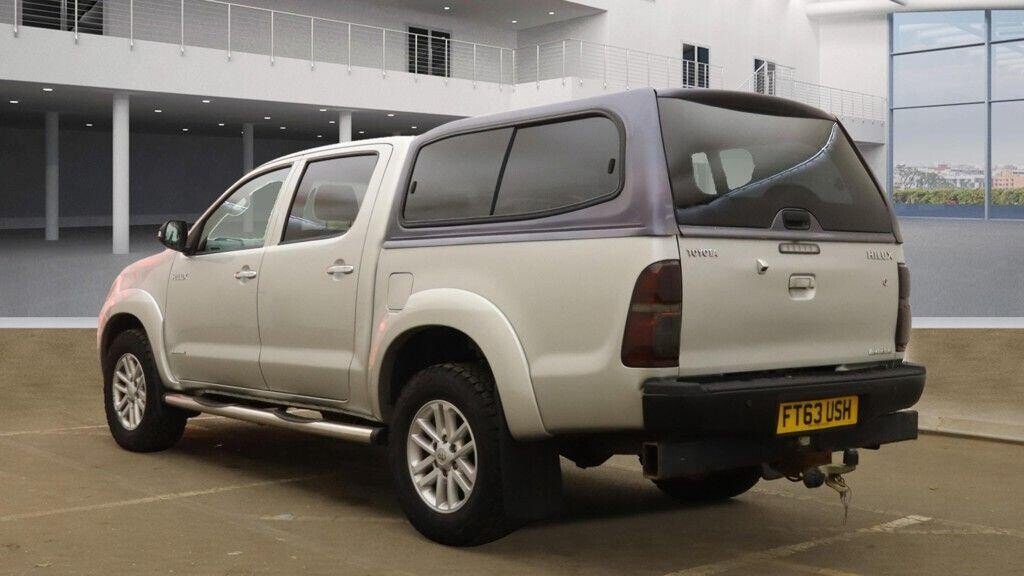 Used Toyota Hilux 2014 for sale - 76784237: Photo 9