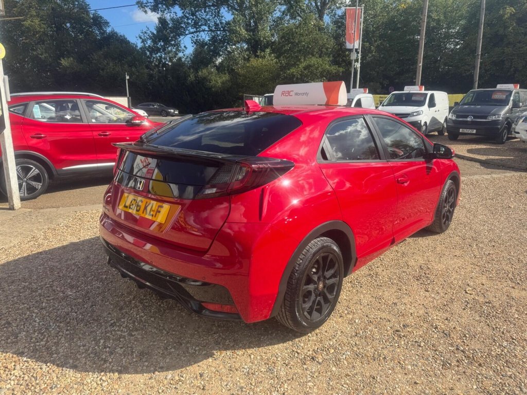 Used Honda Civic 2016 for sale - 76285302: Photo 18