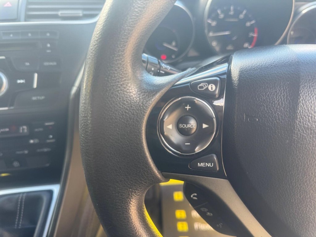 Used Honda Civic 2016 for sale - 76285302: Photo 29