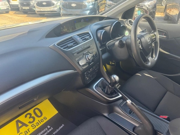 Used Honda Civic 2016 for sale - 76285302: Photo 37