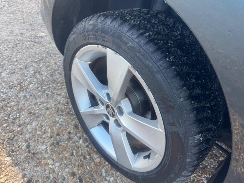 Used Skoda Rapid Spaceback 2017 for sale - 77096286: Photo 21