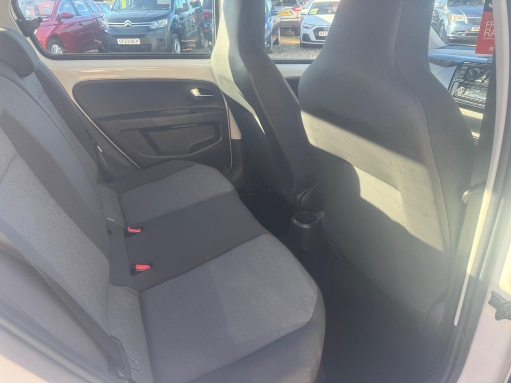 Used Volkswagen up! 2014 for sale - 76604941: Photo 24