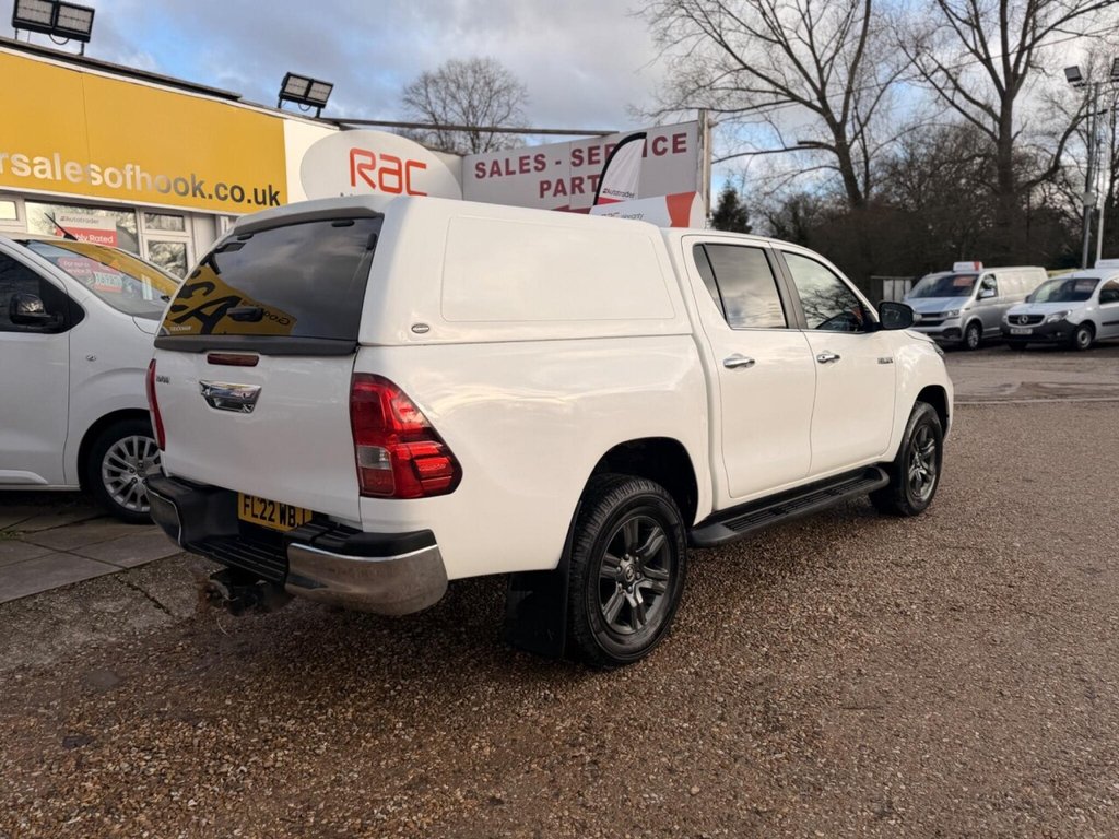 Used Toyota Hilux 2022 for sale - 77263930: Photo 17