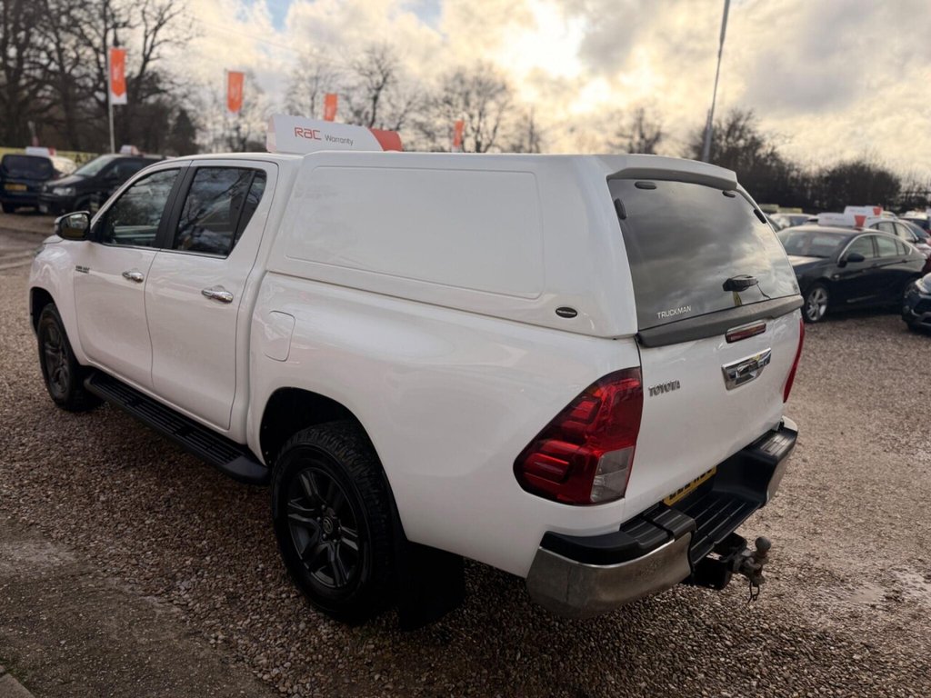 Used Toyota Hilux 2022 for sale - 77263930: Photo 19