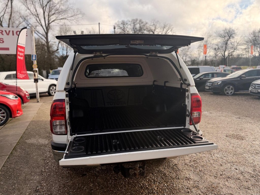 Used Toyota Hilux 2022 for sale - 77263930: Photo 42