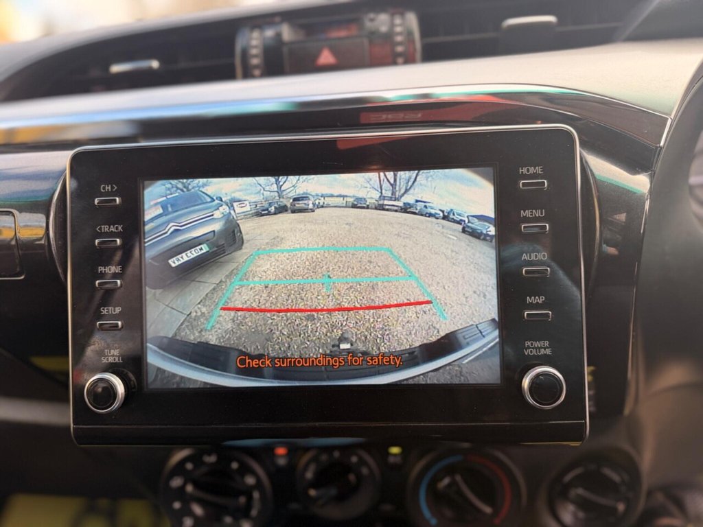 Used Toyota Hilux 2022 for sale - 77263930: Photo 50