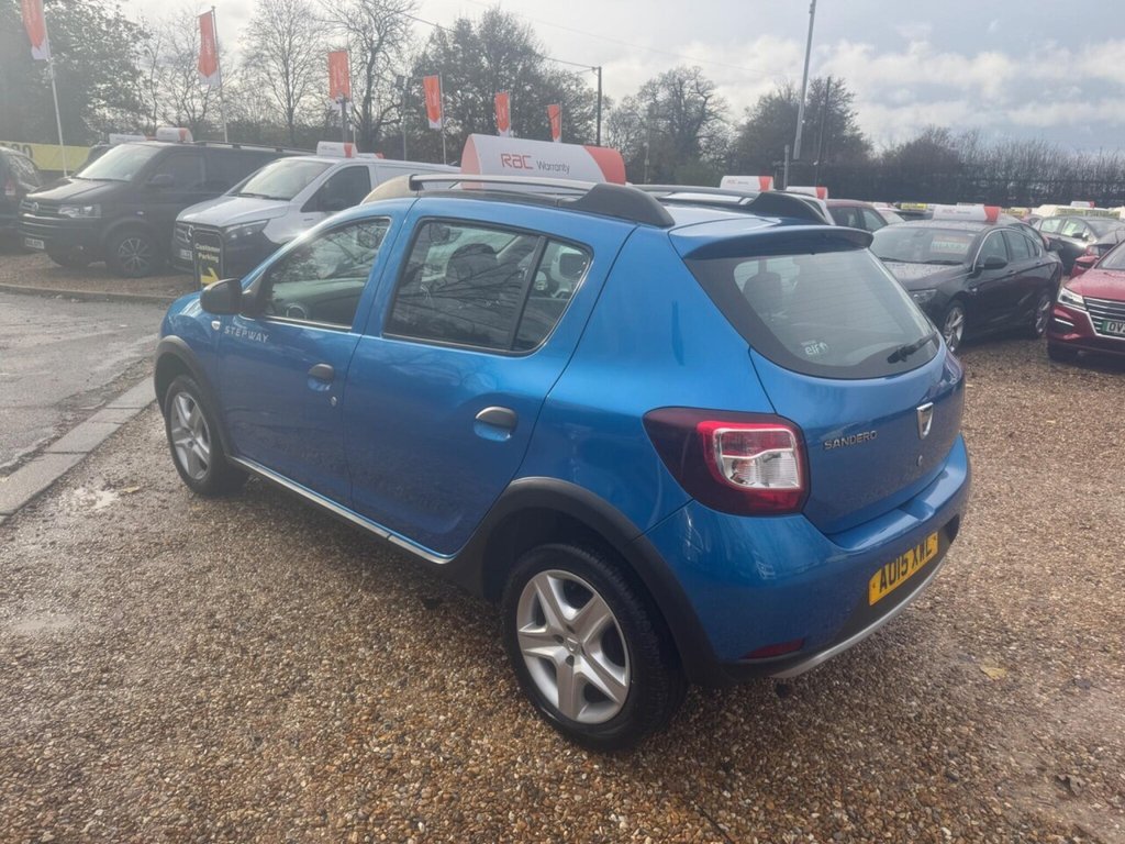 Used Dacia Sandero Stepway 2015 for sale - 76632087: Photo 14