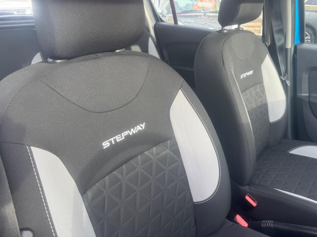 Used Dacia Sandero Stepway 2015 for sale - 76632087: Photo 29