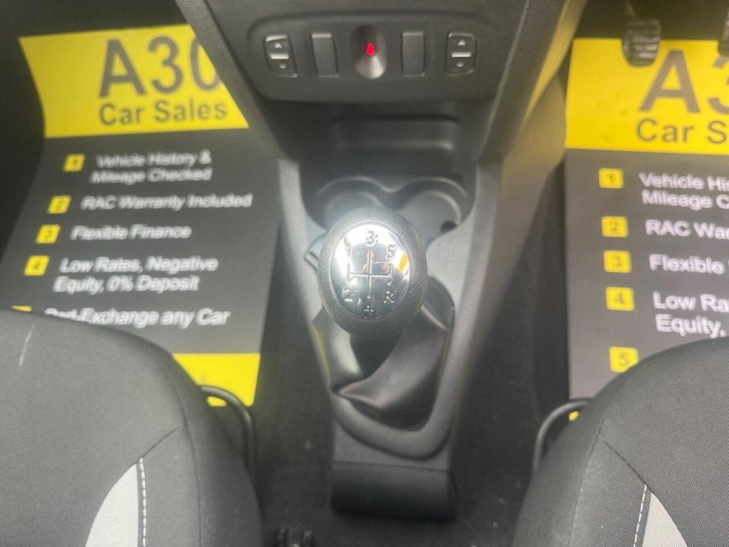 Used Dacia Sandero Stepway 2015 for sale - 76632087: Photo 36
