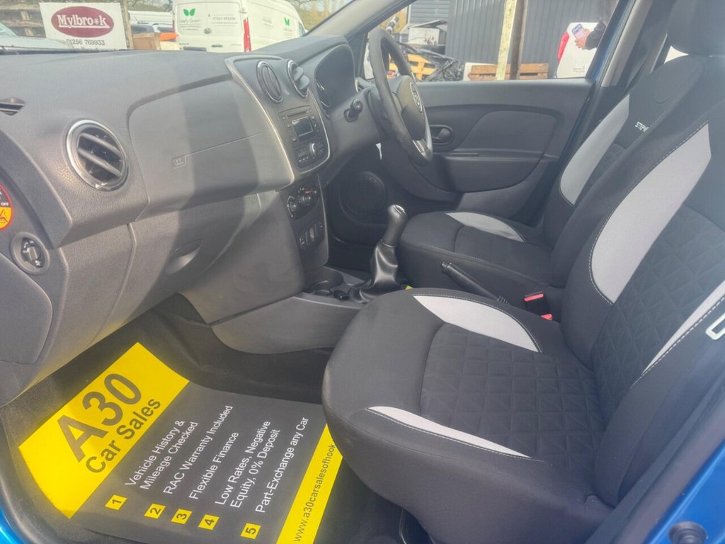 Used Dacia Sandero Stepway 2015 for sale - 76632087: Photo 43