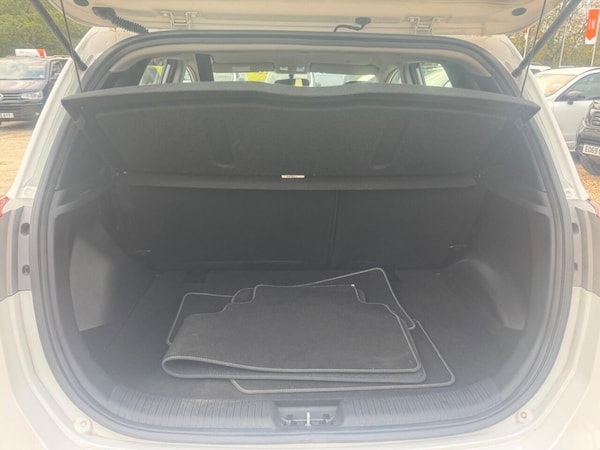 Used Hyundai Ix20 2015 for sale - 76304174: Photo 36