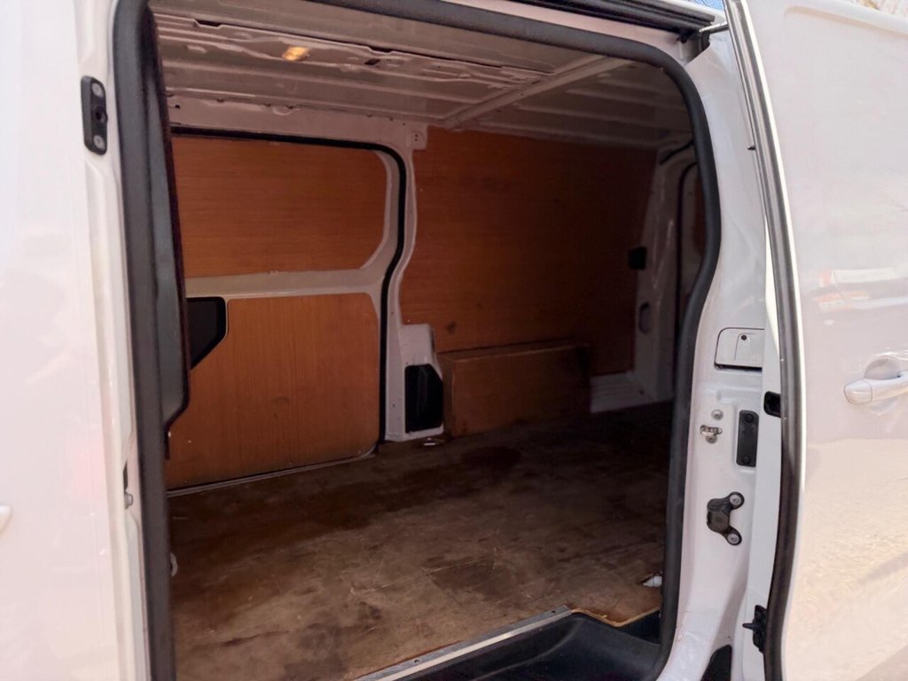 Used Peugeot e-Expert 2023 for sale - 78030576: Photo 31