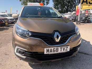 Used Renault Captur 2018 for sale - 79462253: Photo